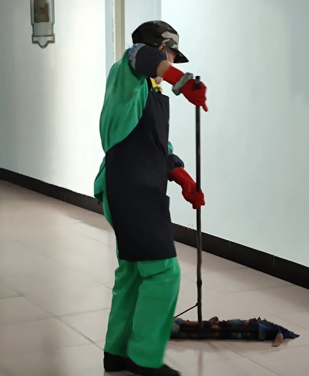 12237